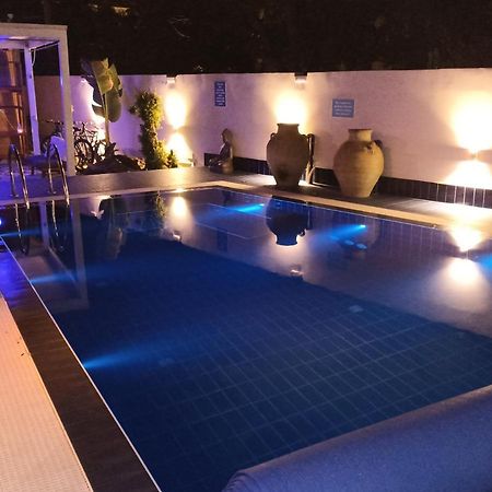 Aparthotel Masseria Villa Marchesi Таранто Екстериор снимка